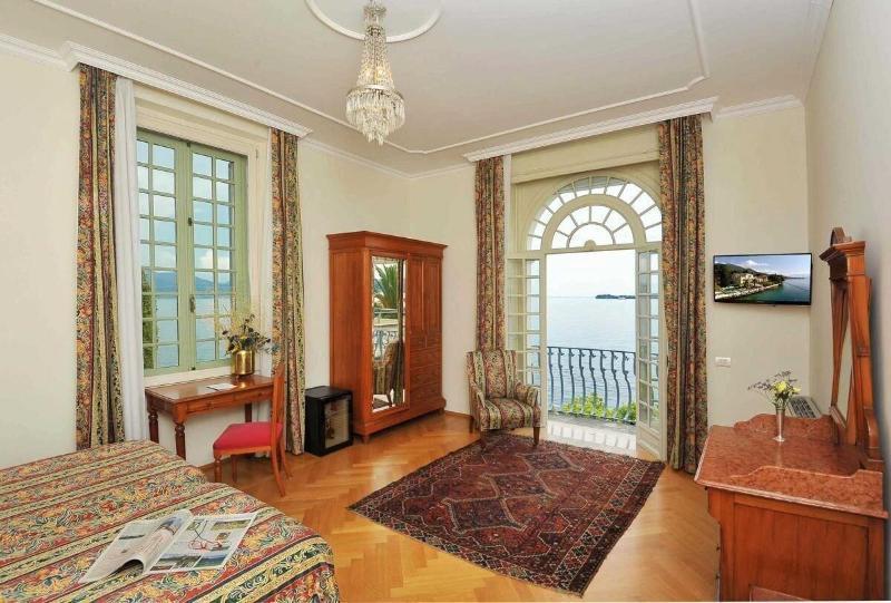 Hotel Monte Baldo E Villa Acquarone Gardone Riviera Dış mekan fotoğraf