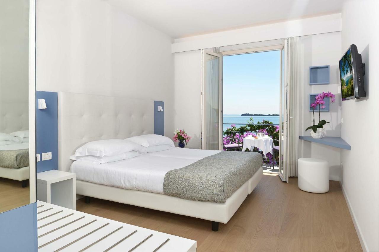 Hotel Monte Baldo E Villa Acquarone Gardone Riviera Dış mekan fotoğraf